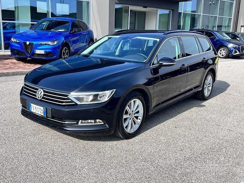 Usata VW Passat Business 150 CV (110 kW) 2019 Nero Station wagon