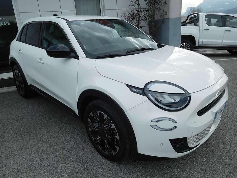 Usata Fiat 600 La Prima 101 CV (74 kW) 2025 Bianco SUV