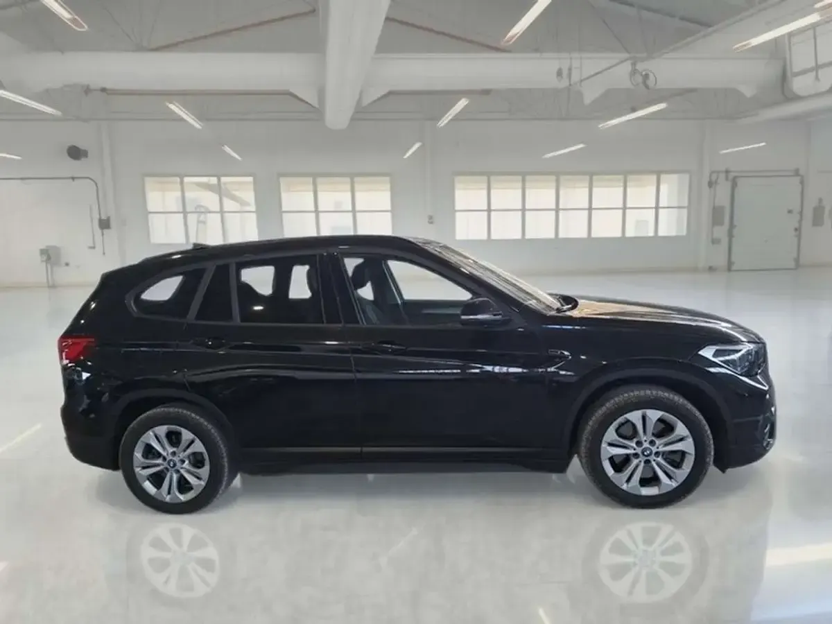 Usata BMW X1 Advantage 125 CV (91 kW) 2022 Nero SUV