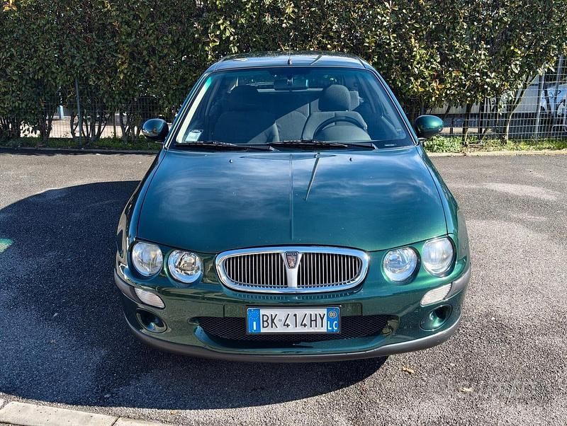 Usata Rover 25 84 CV (61 kW) 2000 Verde Utilitaria