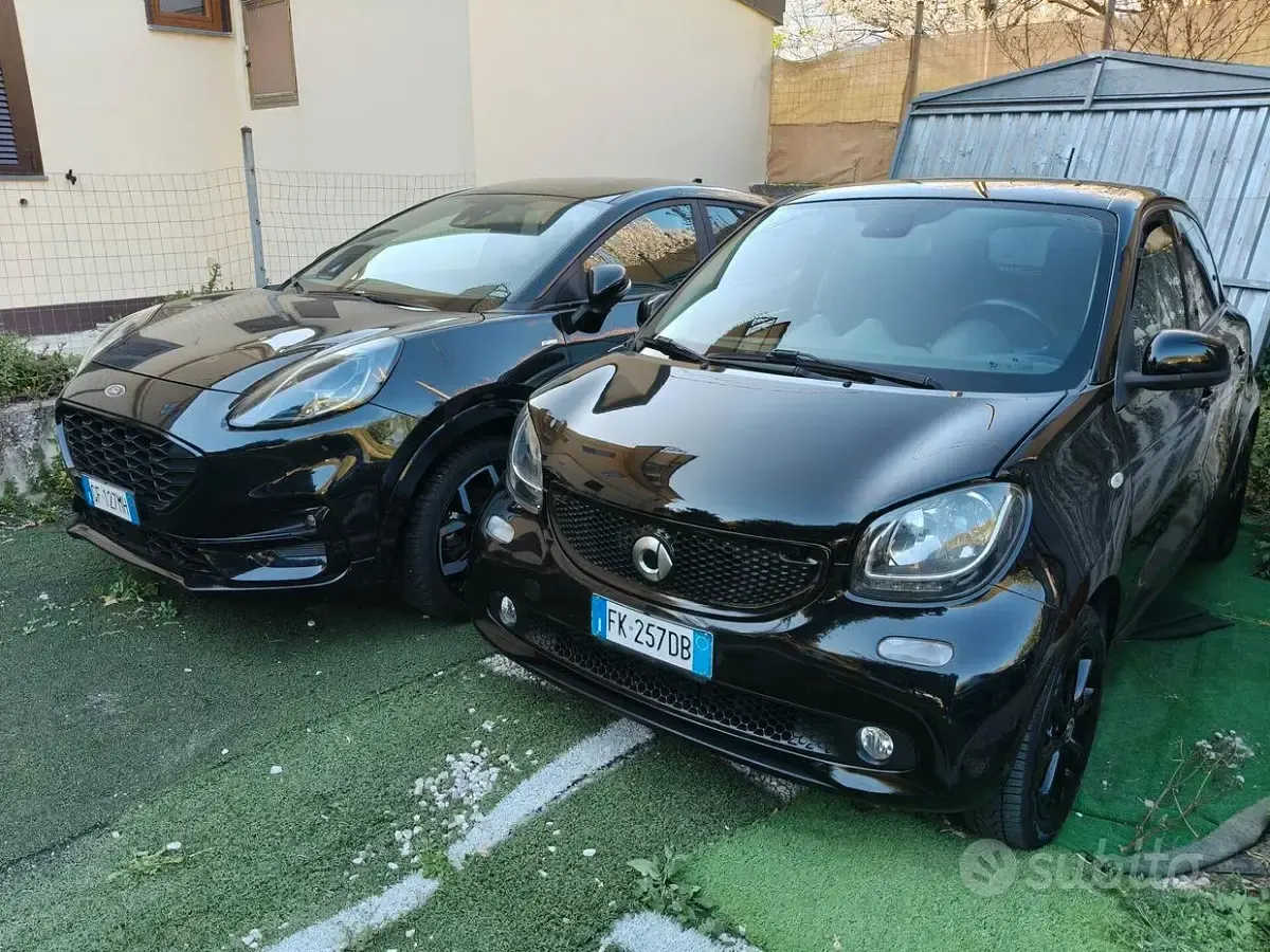Usata Smart ForFour 71 CV (52 kW) 2017 Nero Utilitaria