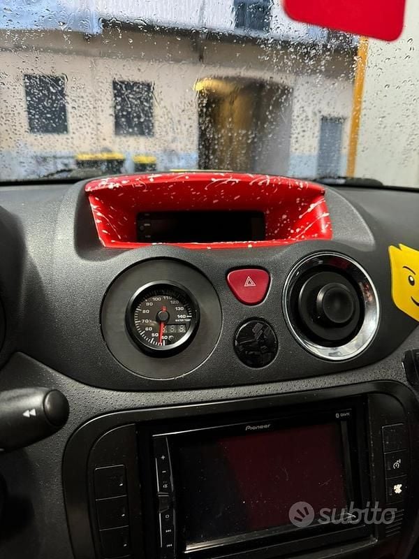 Usata Citroën C2 2007 Rosso Utilitaria