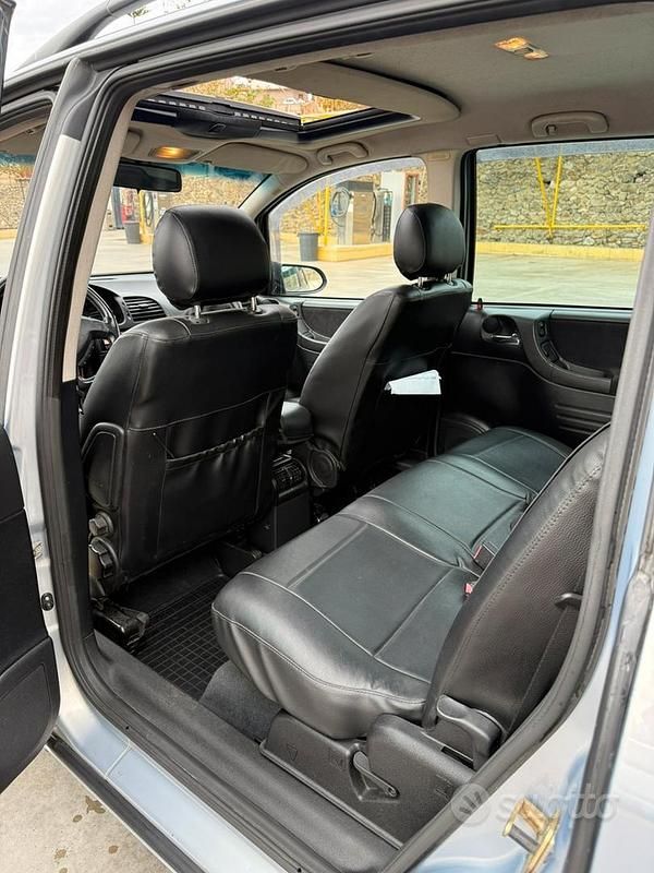 Usata Opel Zafira 125 CV (91 kW) 2001 Grigio Monovolume