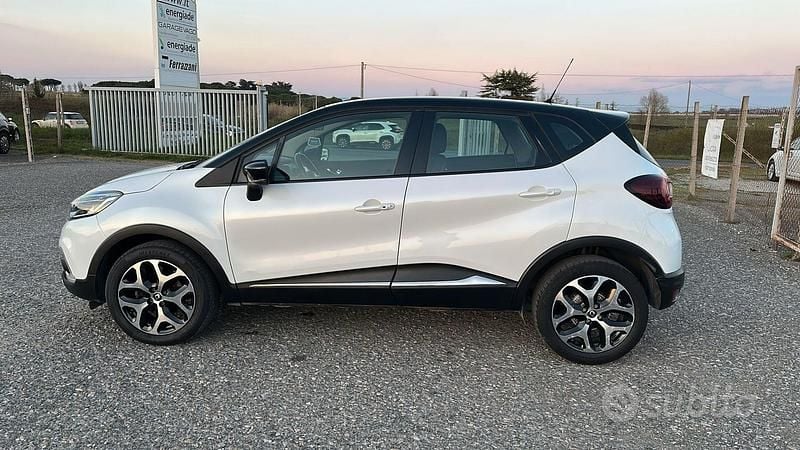 Usata Renault Captur Life 110 CV (80 kW) 2018 Bianco SUV