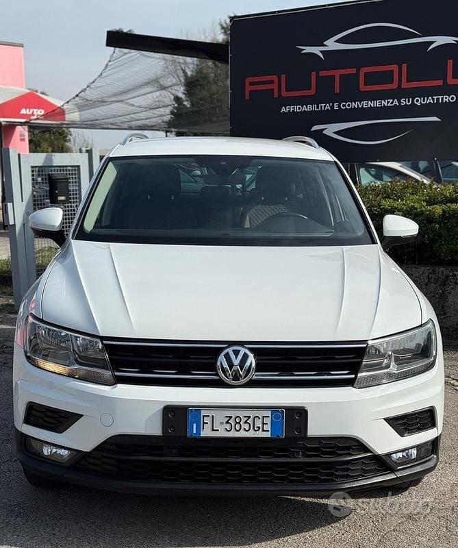 Usata VW Tiguan Business 125 CV (91 kW) 2017 Bianco SUV