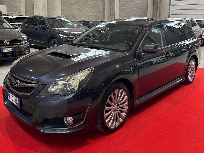 Usata Subaru Legacy Trend 150 CV (110 kW) 2013 Blu/azzurro Station wagon