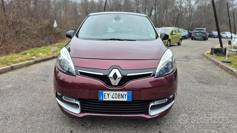 Usata Renault Scénic III LIMITED 110 CV (80 kW) 2015 Lilla Monovolume