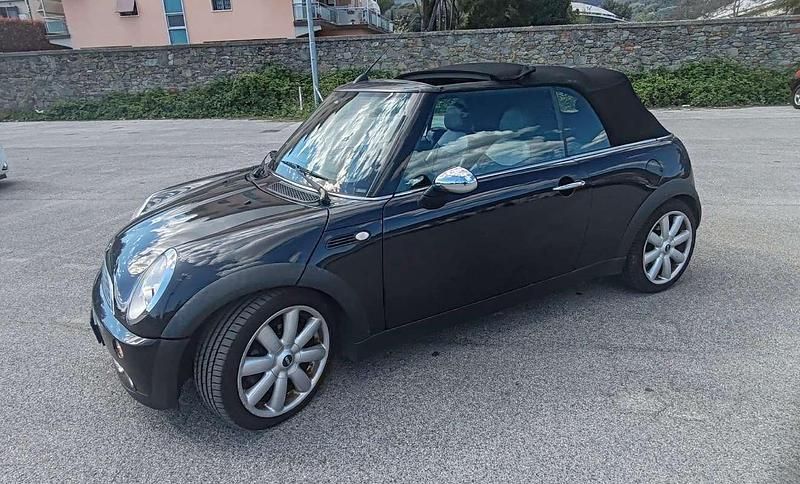 Usata Mini Cooper Cabriolet 116 CV (85 kW) 2007 Blu/azzurro Cabrio