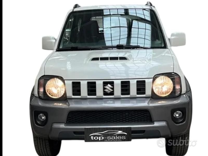 Usata Suzuki Jimny 85 CV (62 kW) 2017 Beige SUV