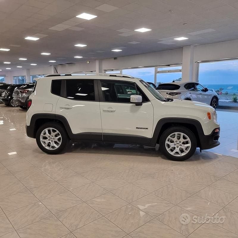 Usata Jeep Renegade Limited 120 CV (88 kW) 2014 Bianco SUV