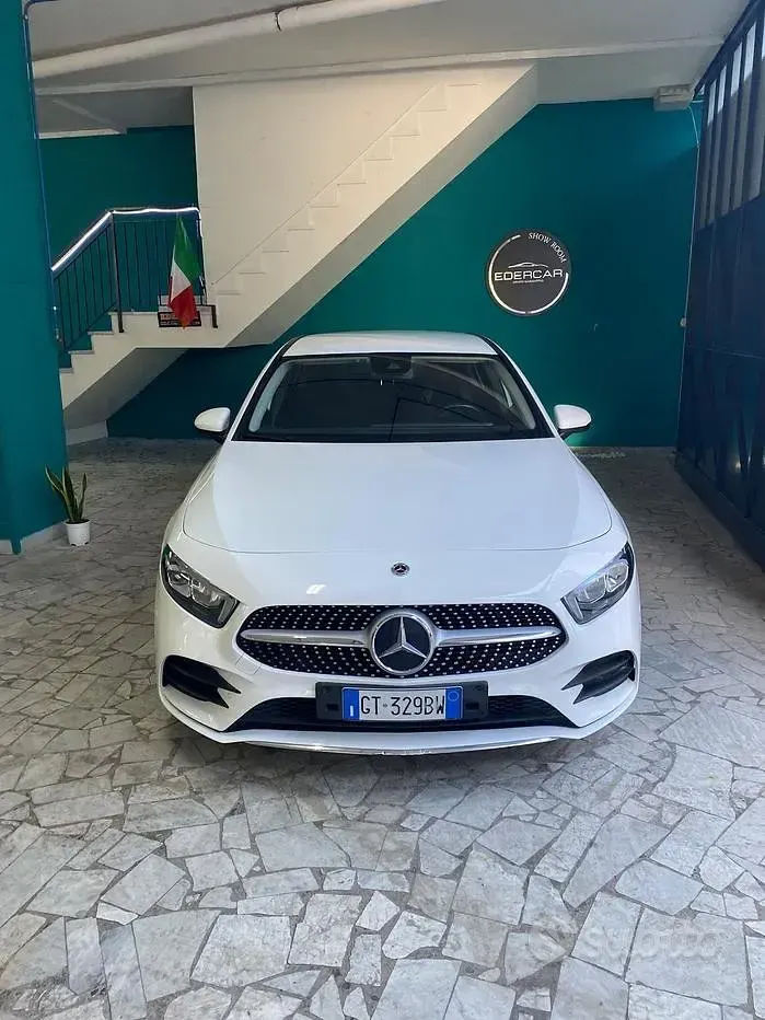 Usata Mercedes A200 AMG 150 CV (110 kW) 2024 Bianco Coupé