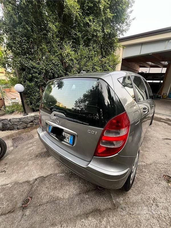 Usata Mercedes A180 109 CV (80 kW) 2007 Utilitaria