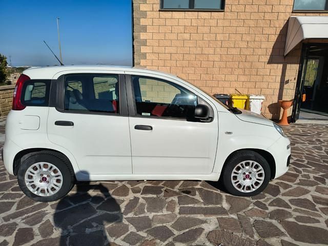 Usata Fiat Panda Easy 69 CV (50 kW) 2016 Bianco Utilitaria