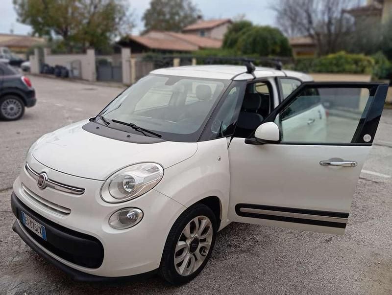 Usata Fiat 500L Living 85 CV (62 kW) 2014 Bianco Monovolume
