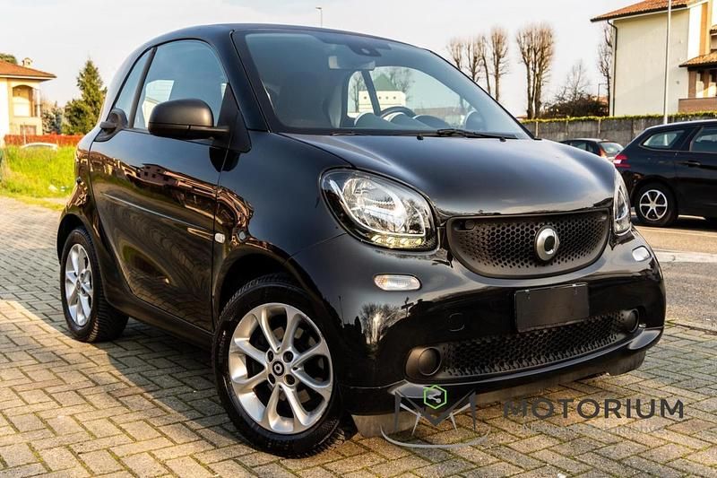 Usata Smart ForTwo Cabrio 89 CV (65 kW) 2016 Viola Cabrio
