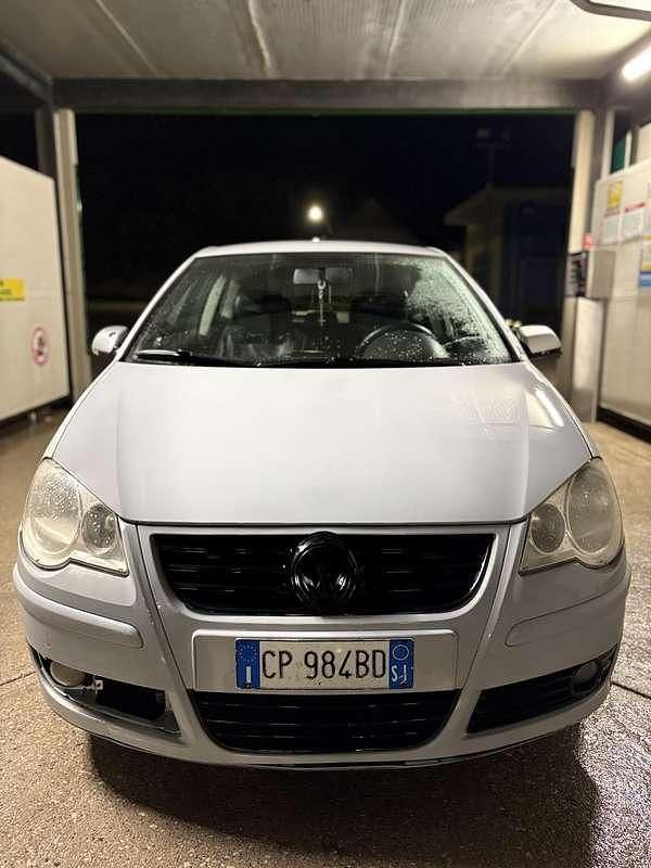 Usata VW Polo Comfortline 75 CV (55 kW) 2005 Berlina