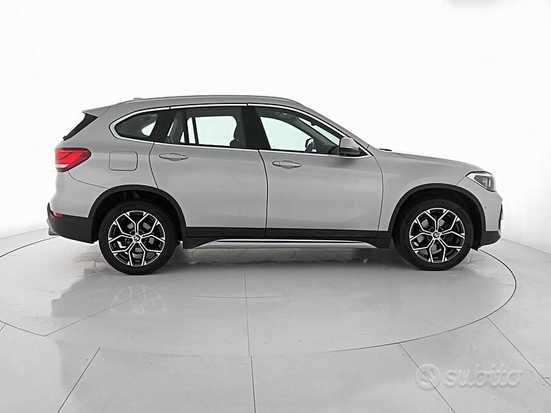 Usata BMW X1 xLine 150 CV (110 kW) 2021 Glacier silver SUV