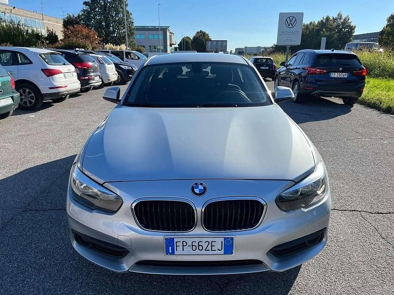 Usata BMW 118 Sport Line 150 CV (110 kW) 2018 Argento Utilitaria