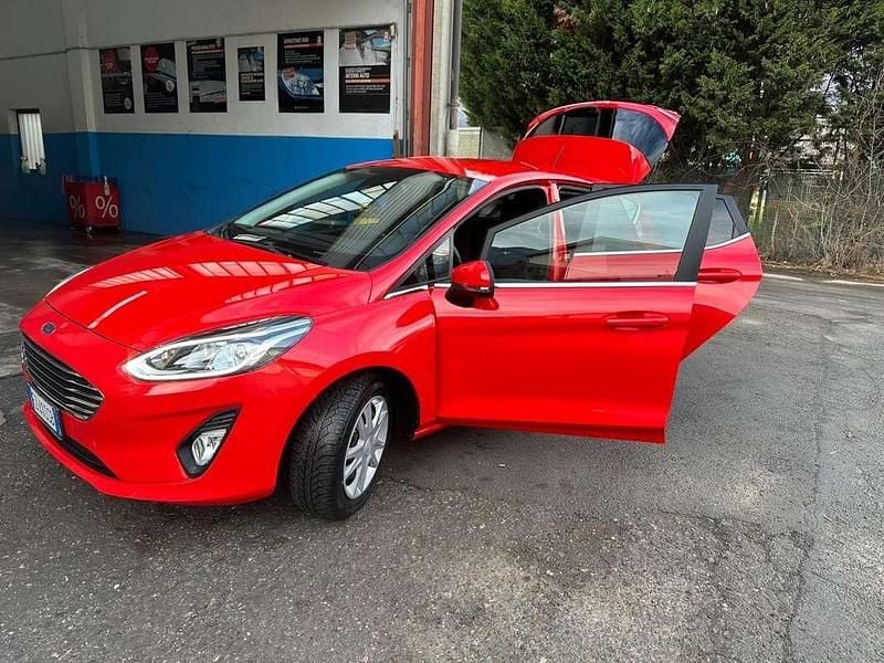 Usata Ford Fiesta 75 CV (55 kW) 2019 Berlina