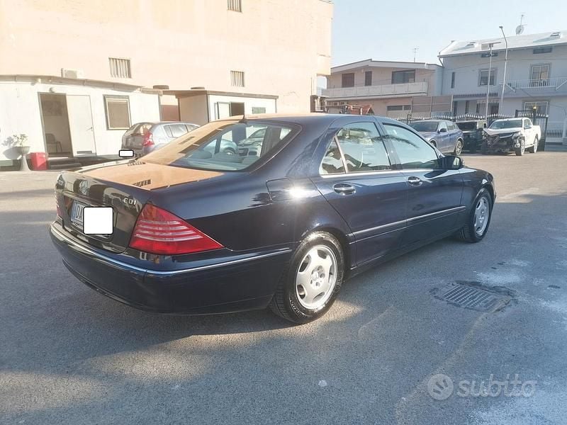 Usata Mercedes S320 204 CV (150 kW) 2005 Blu/azzurro Berlina
