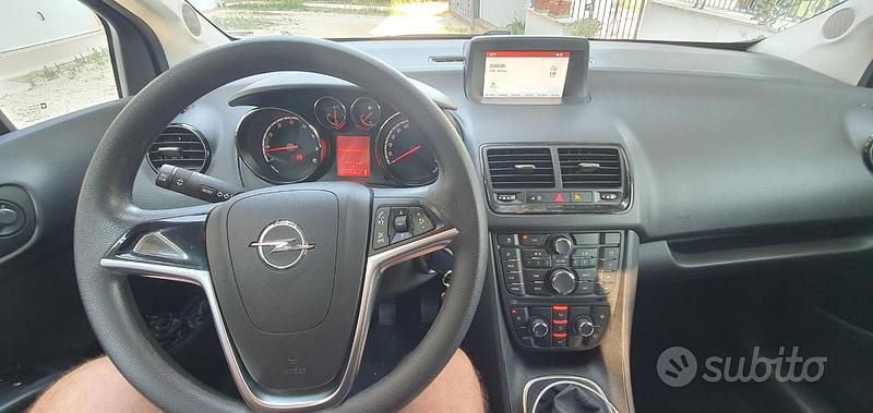 Usata Opel Meriva 120 CV (88 kW) 2015 Grigio Monovolume