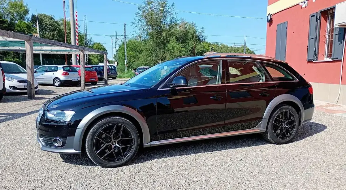 Usata Audi A4 Allroad Ambiente 190 CV (139 kW) 2015 Other Station wagon