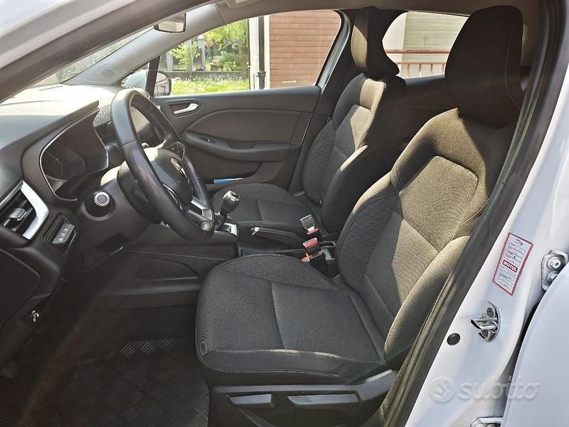 Usata Renault Clio V Zen 101 CV (74 kW) 2020 Bianco Berlina