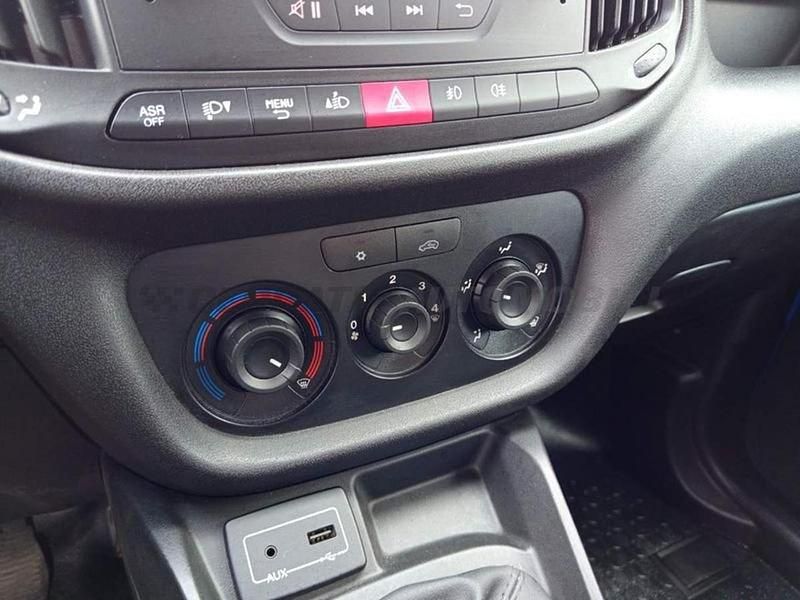 Usata Fiat Doblò 95 CV (69 kW) 2018 Blu Monovolume