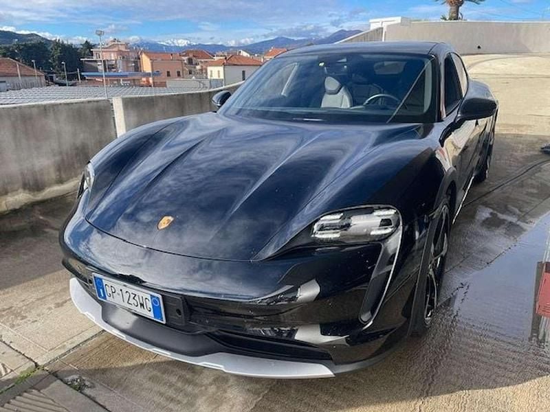 Nero Usata 2021 Porsche Taycan 4S Berlina | 69.900 € (Buon prezzo) - Immagine 1/4