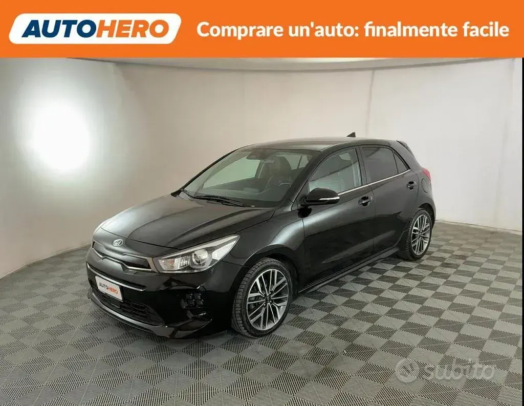 Usado Kia Rio GT-Line 101 CV (74 kW) 2021 Berlina