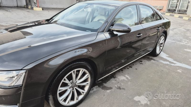 Usata Audi A8 250 CV (183 kW) 2013 Grigio Berlina
