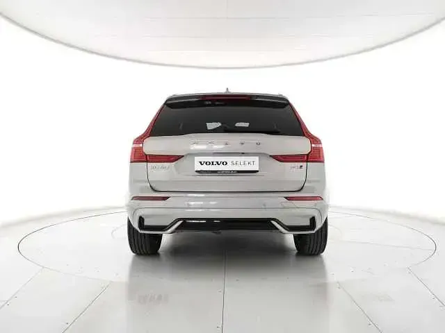 Usata Volvo XC60 145 CV (106 kW) 2024 Grigio SUV