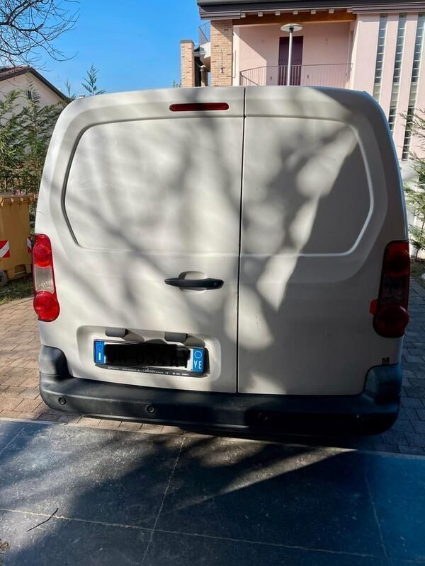 Occasion Peugeot Partner 89 PK (65 kW) 2008 Wit MPV