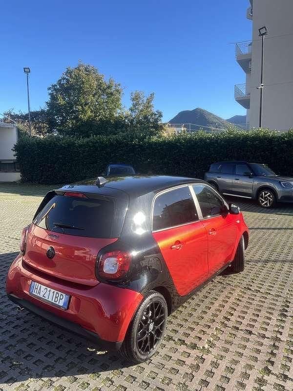 Usata Smart ForFour Passion 90 CV (66 kW) 2018 Utilitaria