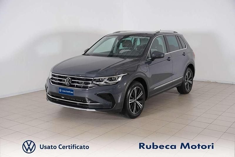 Usata VW Tiguan Elegance 245 CV (180 kW) 2023 Grigio SUV