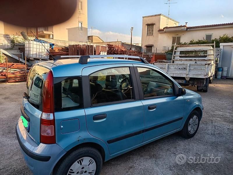 Usata Fiat Panda 60 CV (44 kW) 2005 Utilitaria