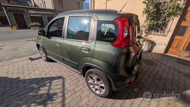 Usata Fiat Panda 4x4 75 CV (55 kW) 2014 Verde Utilitaria