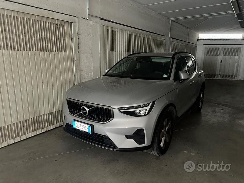 Occasion Volvo XC40 163 ch (119 kW) 2022 Gris SUV