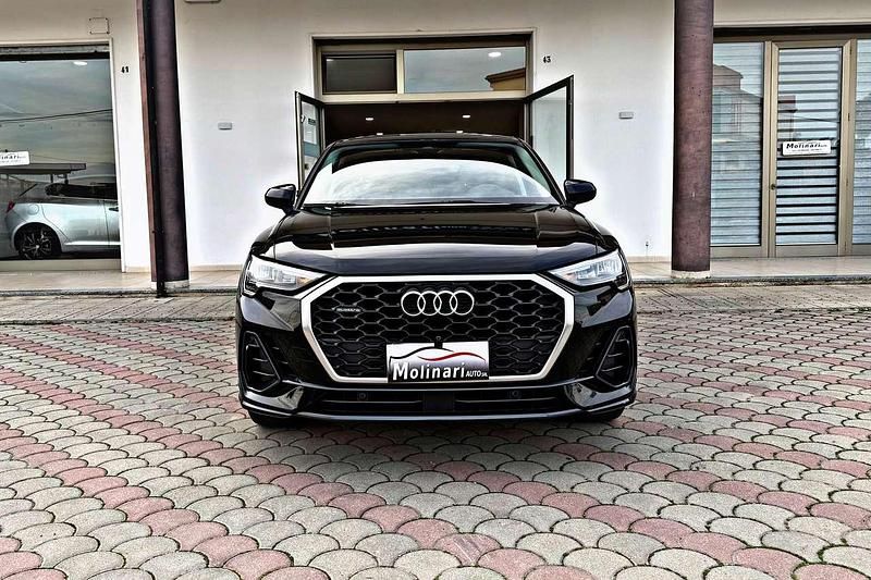 Usata Audi Q3 Sportback 150 CV (110 kW) 2021 Mythosschwarz metallic SUV