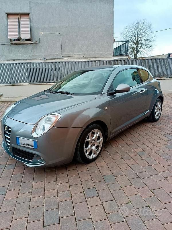 Usata Alfa Romeo MiTo Distinctive 120 CV (88 kW) 2009 Grigio Utilitaria