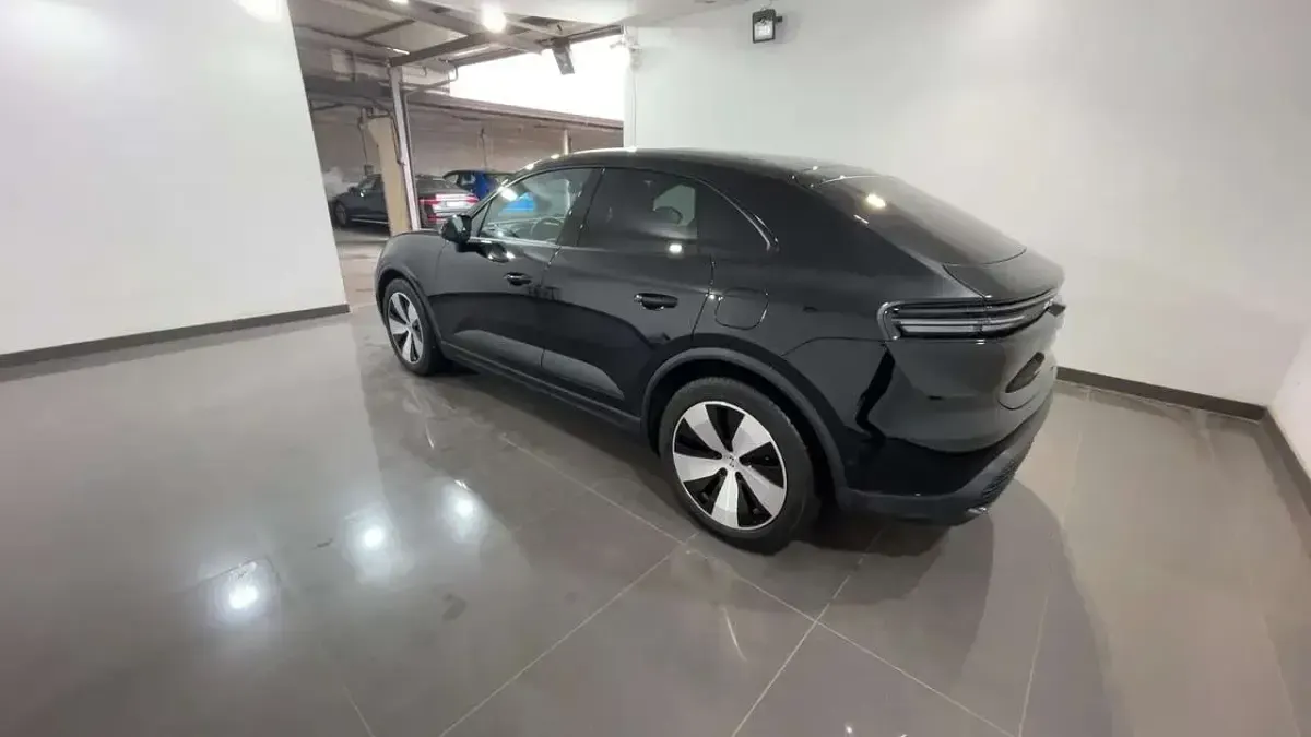 Usata Porsche Macan 288 kW (392 CV) 2025 Nero SUV