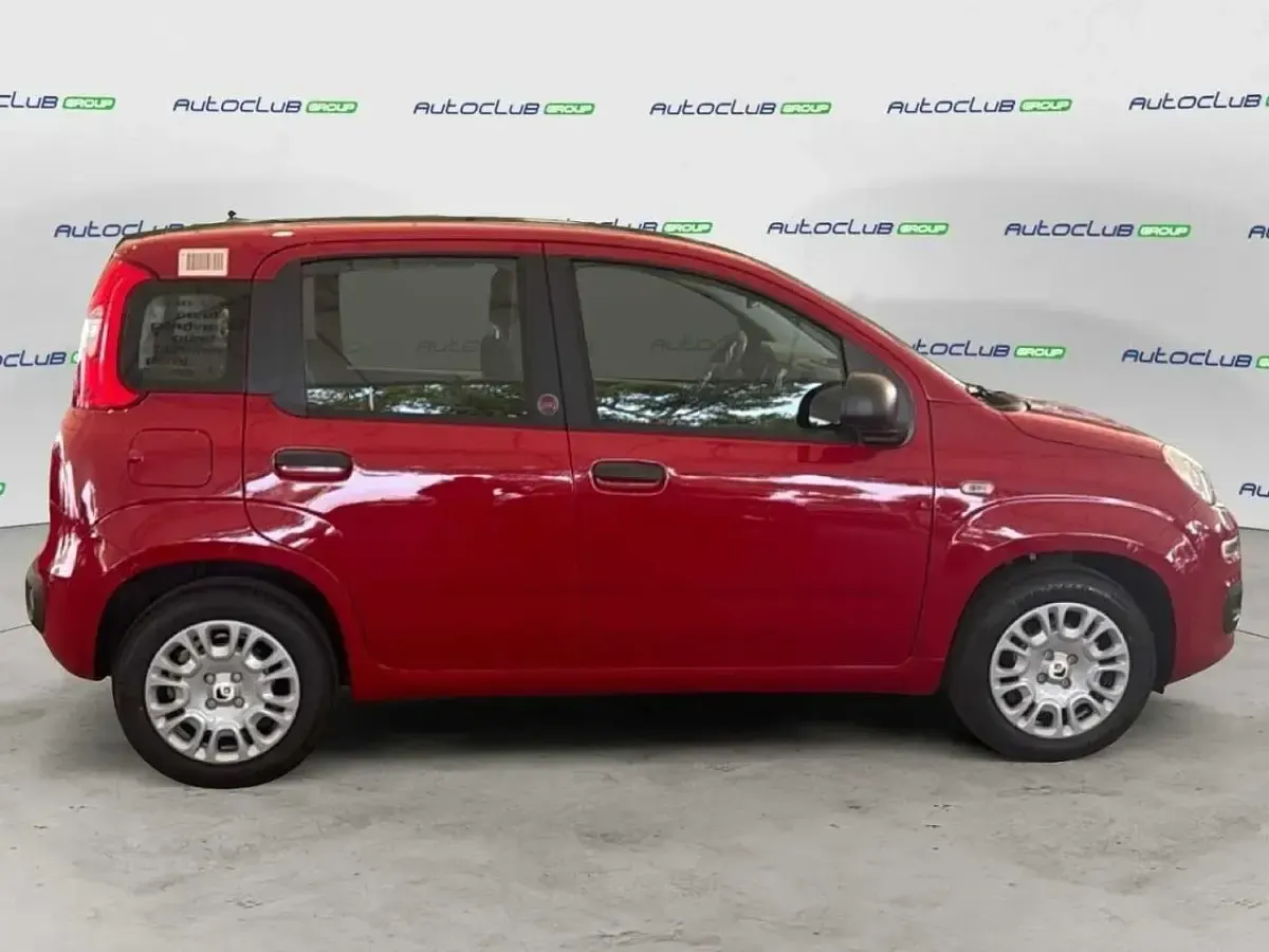 Nuova Fiat Panda Icon 64 CV (47 kW) 2026 Rosso Utilitaria