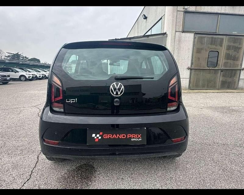 Begagnad VW up! move up! 66 HK (48 kW) 2021 Svart Halvkombi