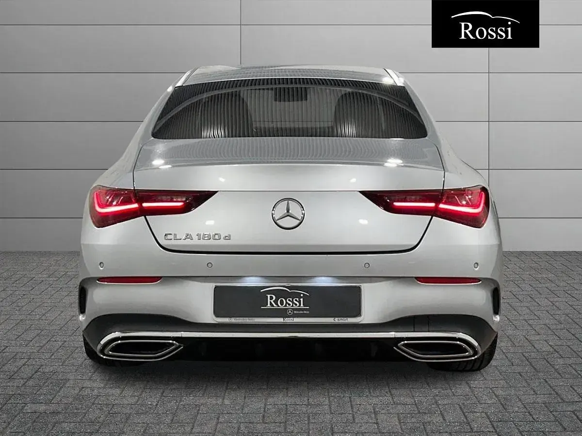 Usata Mercedes CLA180 Advanced Plus 116 CV (85 kW) 2024 Argento metallizzato Coupé