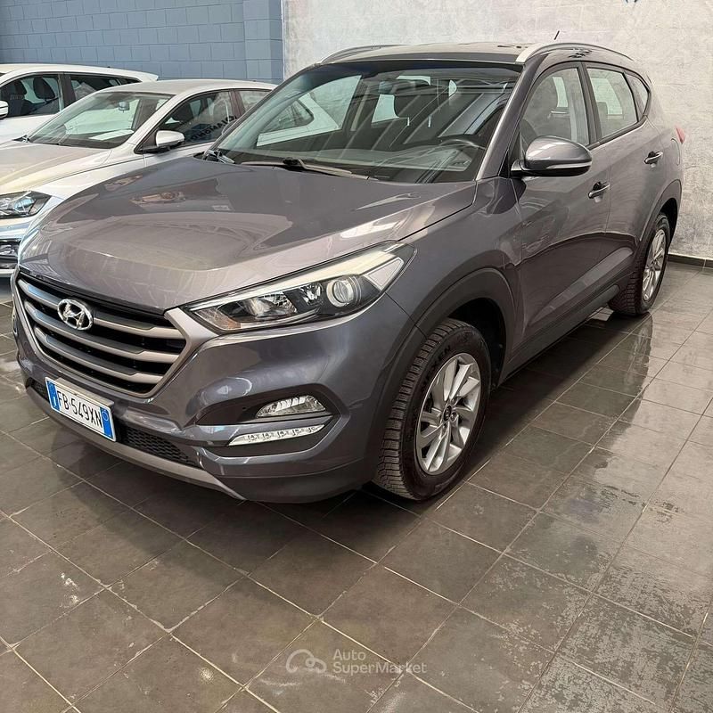 Usata Hyundai Tucson Comfort 132 CV (97 kW) 2015 Grigio SUV