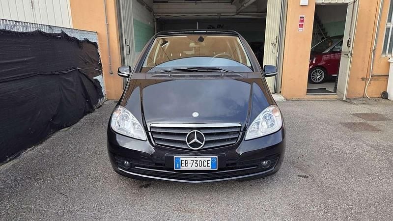 Usata Mercedes A160 Executive 95 CV (69 kW) 2010 Nero Monovolume