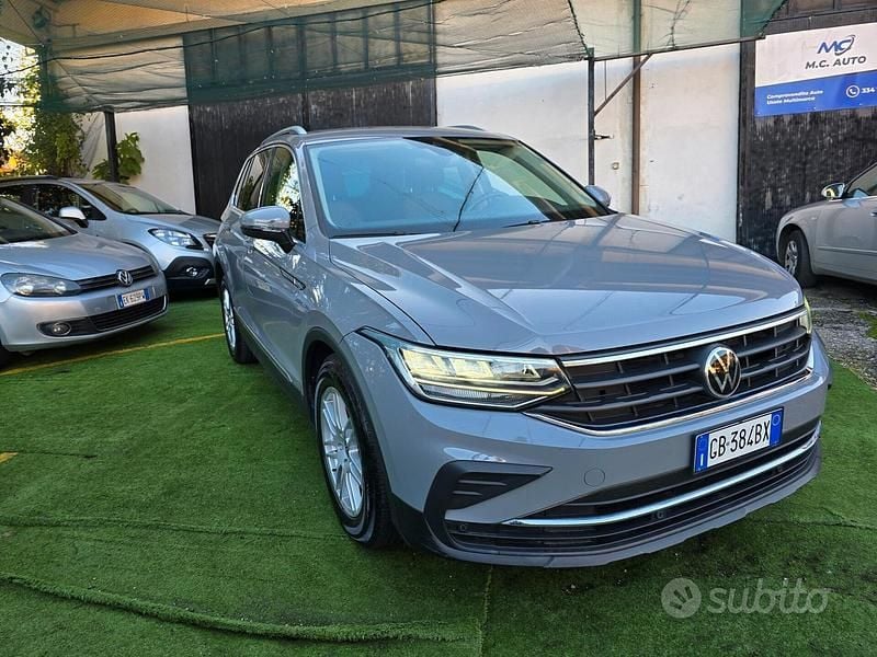 Grigio Usata 2020 VW Tiguan SUV | 17.900 € (Super prezzo) - Immagine 1/4