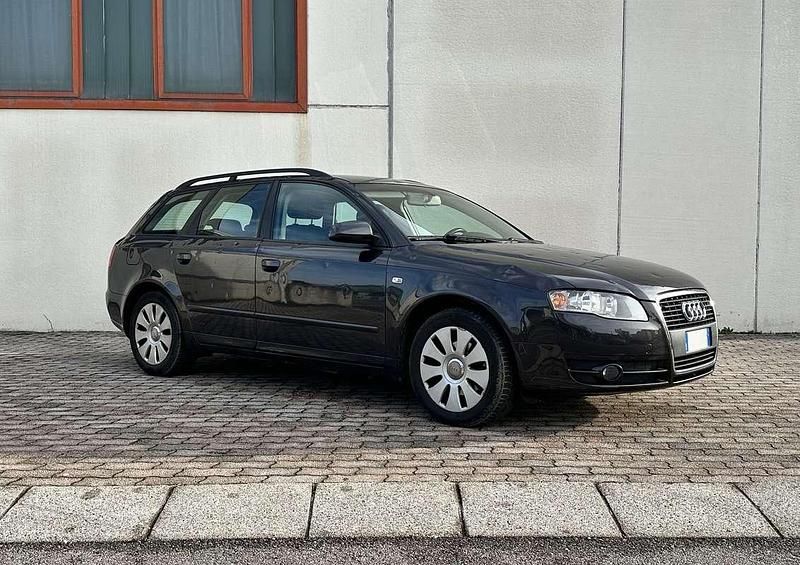 Usata Audi A4 140 CV (102 kW) 2007 Nero Station wagon