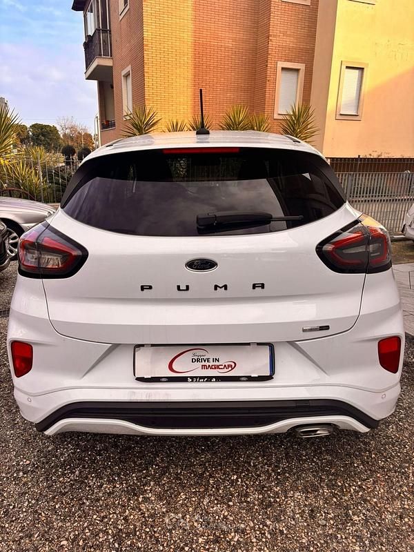Usata Ford Puma ST-Line 124 CV (91 kW) 2022 Bianco SUV