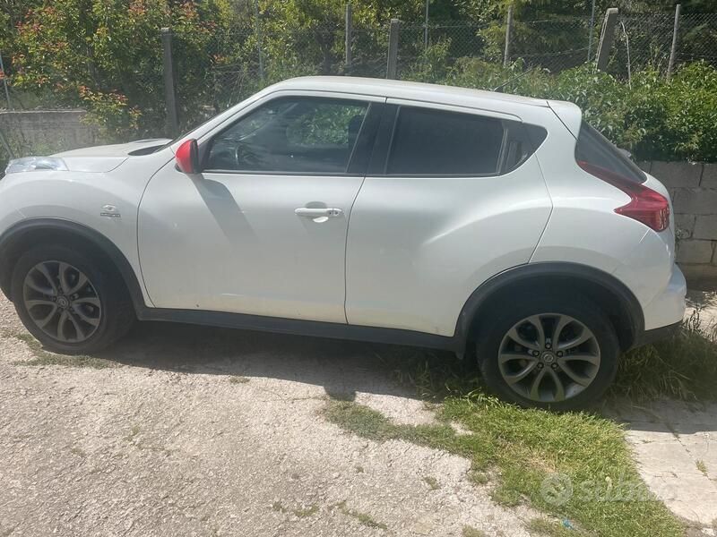 Usata Nissan Juke Tekna 110 CV (80 kW) 2013 Bianco SUV